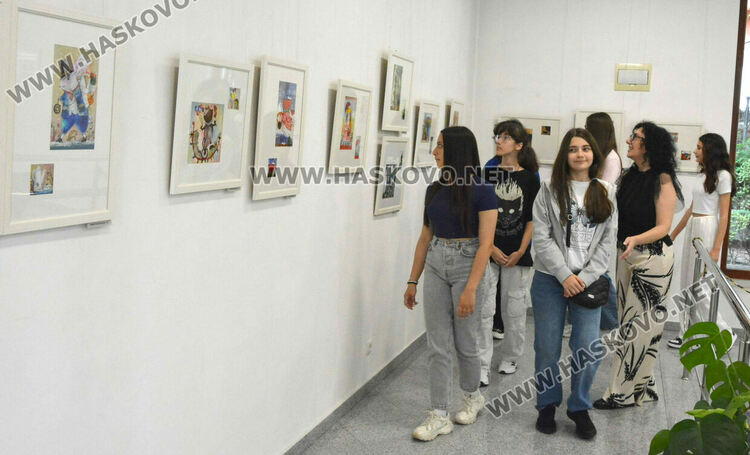 30 млади художници от „Колорит“ с изложба за Деня на детето