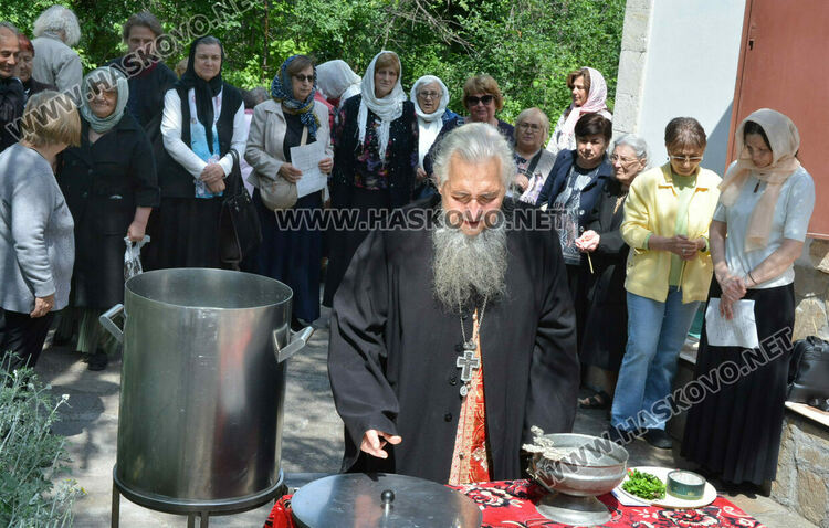 Хасково отпразнува с литийно шествие Възнесение Господне 
