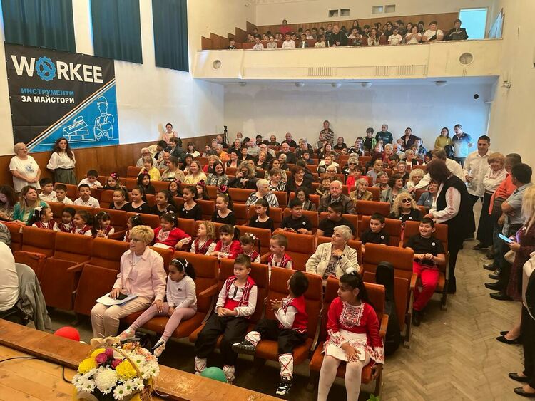 В Конуш празнуваха 100 години от основаването на читалище 