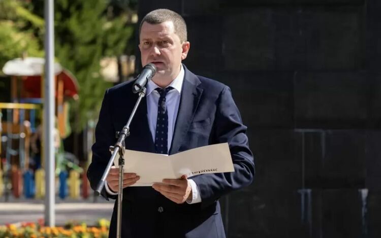 При пълни язовири Перник е трети ден без вода