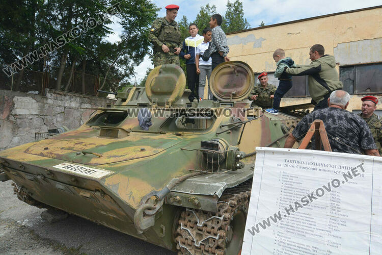 Хасковското поделение отвори врати за Деня на детето