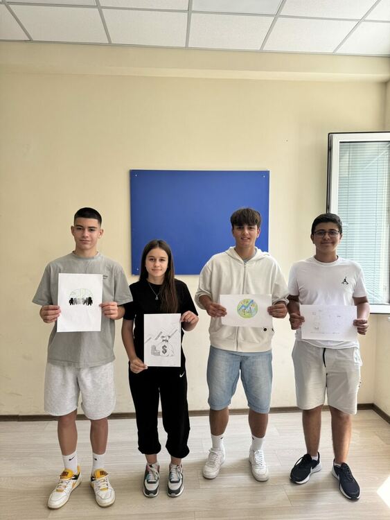 ФСГ „Атанас Буров“ отвори врати за бъдещи гимназисти