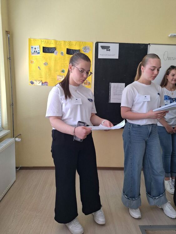 ФСГ „Атанас Буров“ отвори врати за бъдещи гимназисти