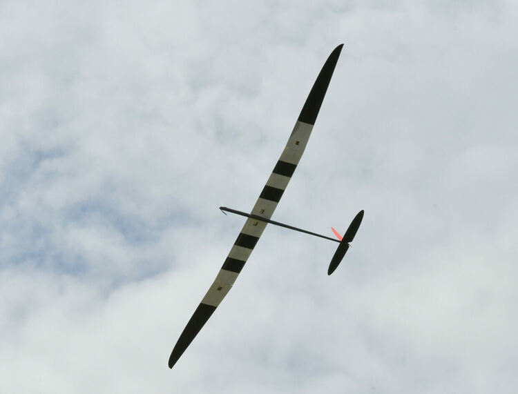 Авиомоделисти от България и Гърция участват на Купа “Хасково”