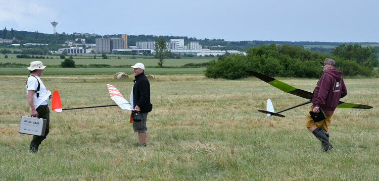 Авиомоделисти от България и Гърция участват на Купа “Хасково”