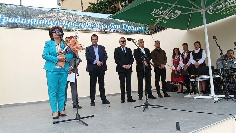 Вълнуващ събор в Припек,гостува Цвета Караянчева/снимки/