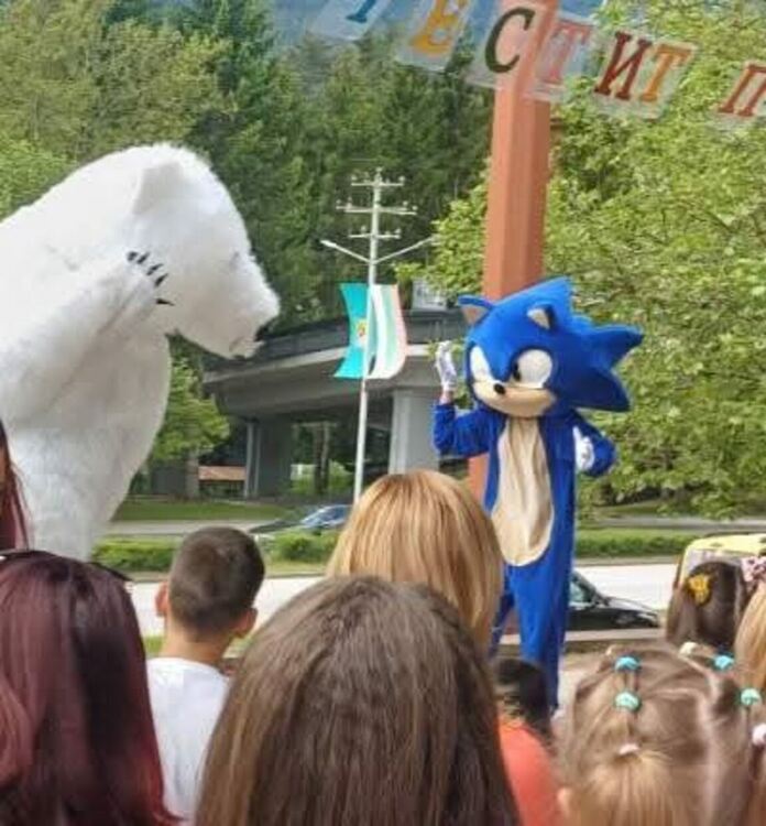 Смолян отбеляза 1 юни с пъстър празник за децата – усмивки, творчество и сладолед 