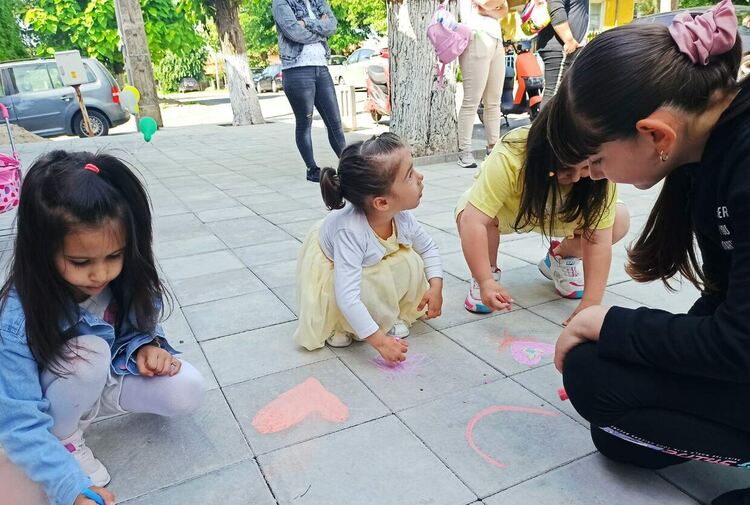 Читалището в с. Мандра организира първия си Ден на детето