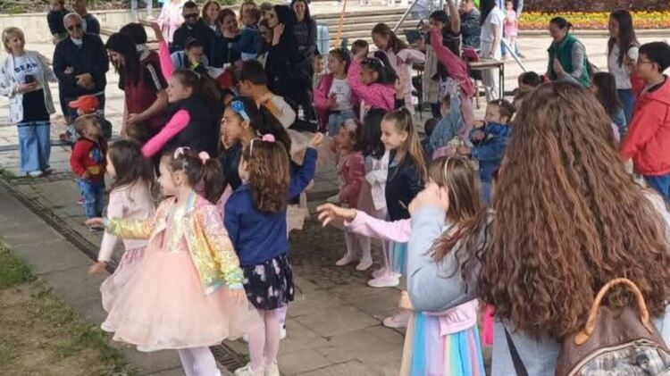 Смолян отбеляза 1 юни с пъстър празник за децата – усмивки, творчество и сладолед 