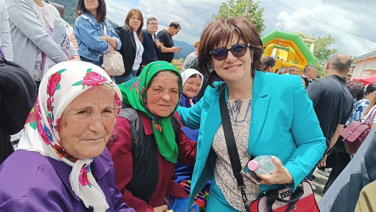 Вълнуващ събор в Припек,гостува Цвета Караянчева/снимки/