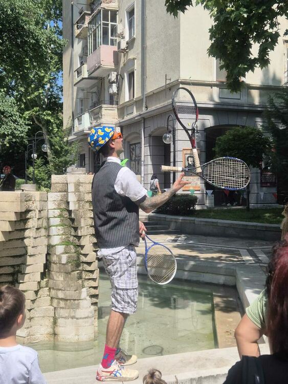 Стотици деца и родители изпълниха Централната градска алея в Димитровград на 1 юни