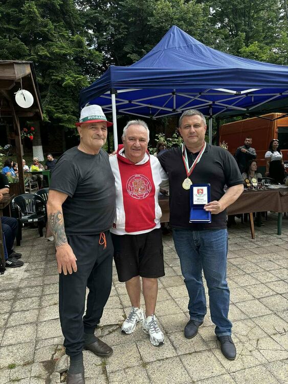 Росен Бонев (вляво), Ангел Цанков (вдясно)