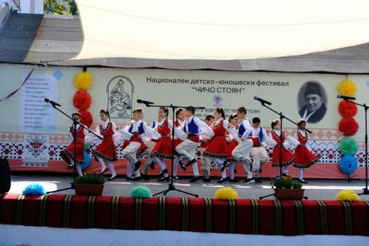 В село Дивотино се проведе ХХVIII Национален детско-юношески фестивал „Чичо Стоян“