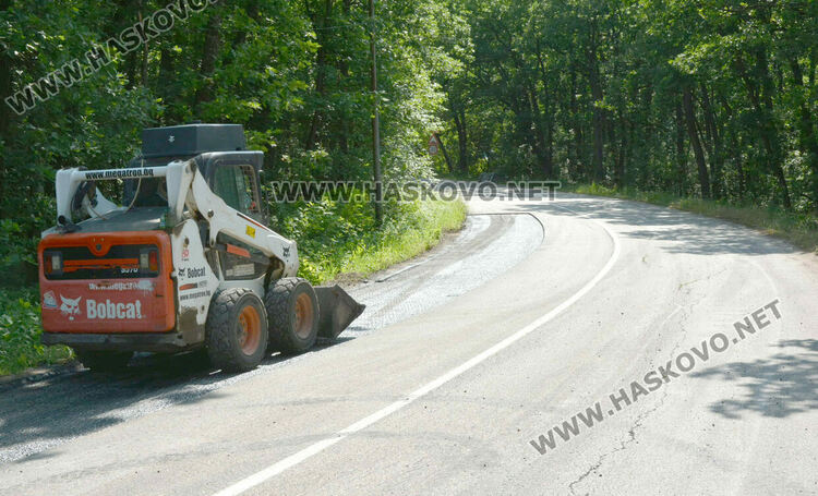Заради асфалтиране затвориха пътя през „Кенана“ – от отбивката за Старческия дом до Е-80