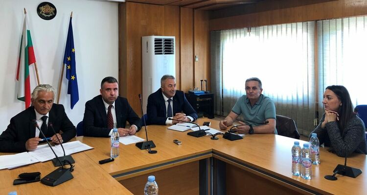 Пътната връзка „Рудозем – Ксанти“ с приоритет на високо ниво: Областният управител проведе ключова среща за развитие на региона