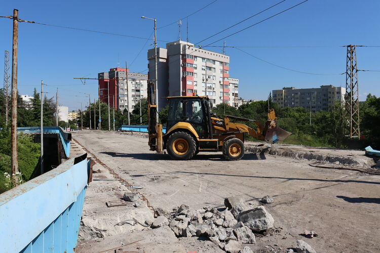 Ремонтът на пътен възел „Орфей“ набира скорост 