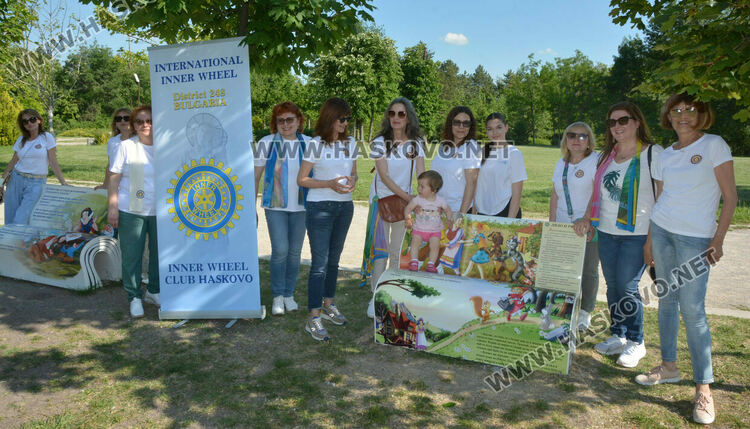 „Инър уил“ Хасково обособи детски кът на „Ямача“ с поставяне на нови съоръжения