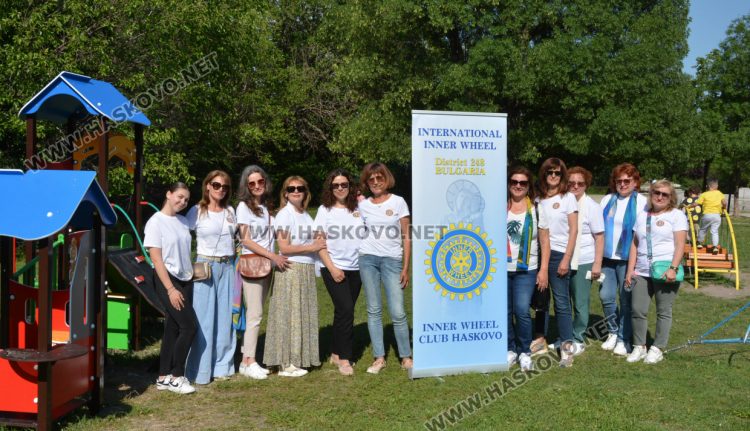 „Инър уил“ Хасково обособи детски кът на „Ямача“ с поставяне на нови съоръжения