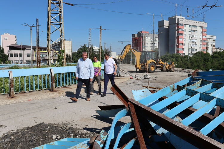 Ремонтът на пътен възел „Орфей“ набира скорост 