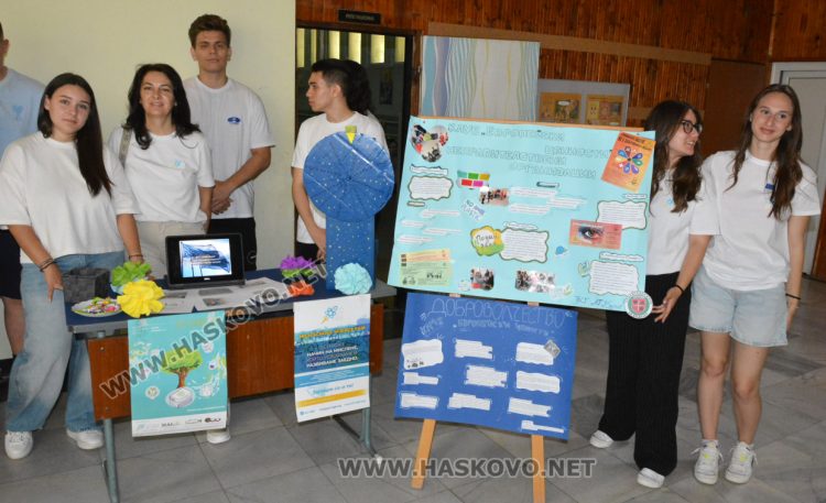 Ученици от три училища представят иновативни идеи на фестивала „Сай Хай“ 