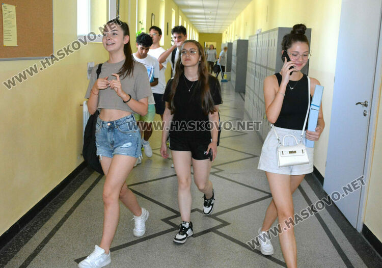 ПМГ-Хасково отвори врати за бъдещи гимназисти, предстои състезание за прием на петокласници