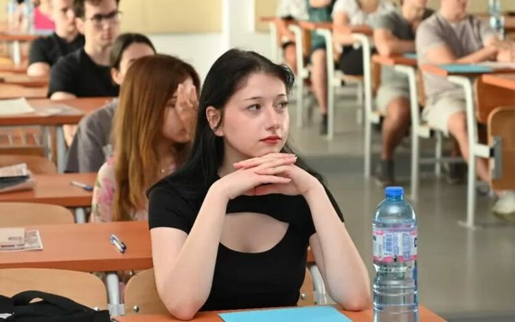 Университет ще се закрива, ако 6 месеца няма обучение