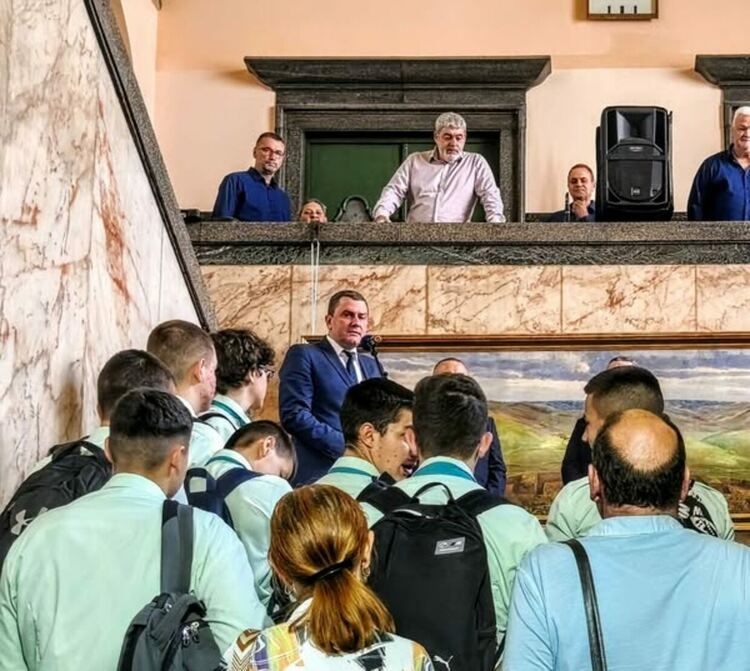 В сградата на Минната дирекция в Перник бe представена картината „Дойрански позиции“ 