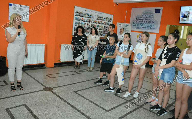 ПМГ-Хасково отвори врати за бъдещи гимназисти, предстои състезание за прием на петокласници