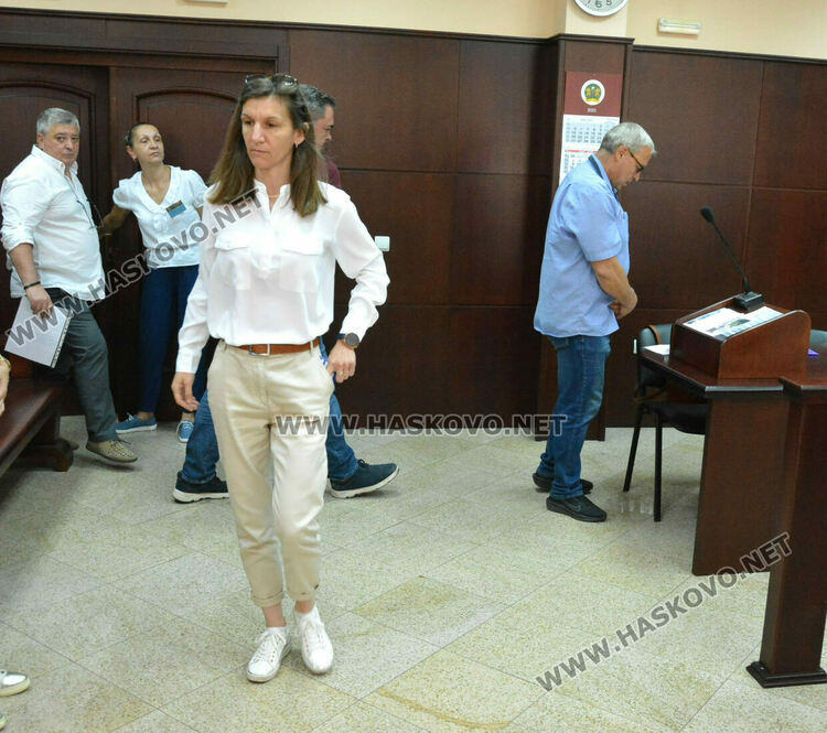 Бизнесмен съди кмета на Хасково за търга за наем на парк „Лебеда“