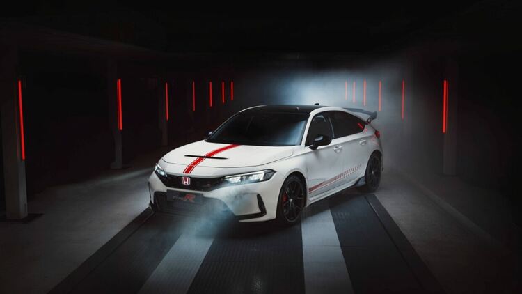 Сбогом на още един хотхеч: Honda приключва Civic Type R със специален модел