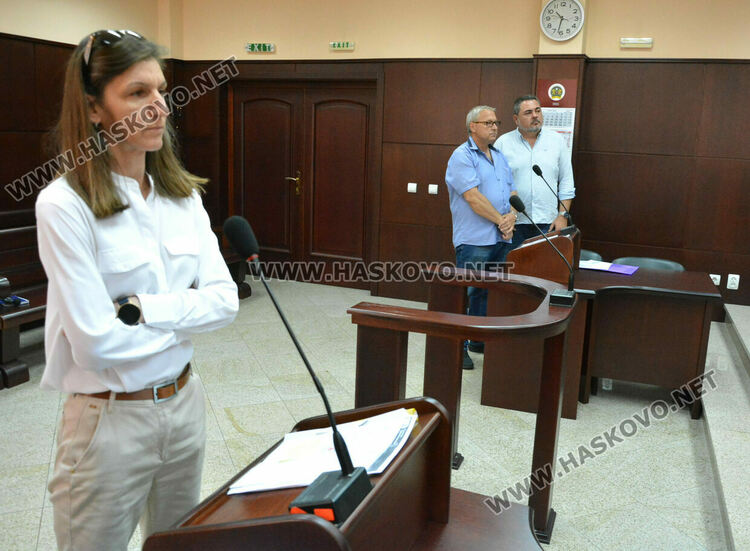 Бизнесмен съди кмета на Хасково за търга за наем на парк „Лебеда“