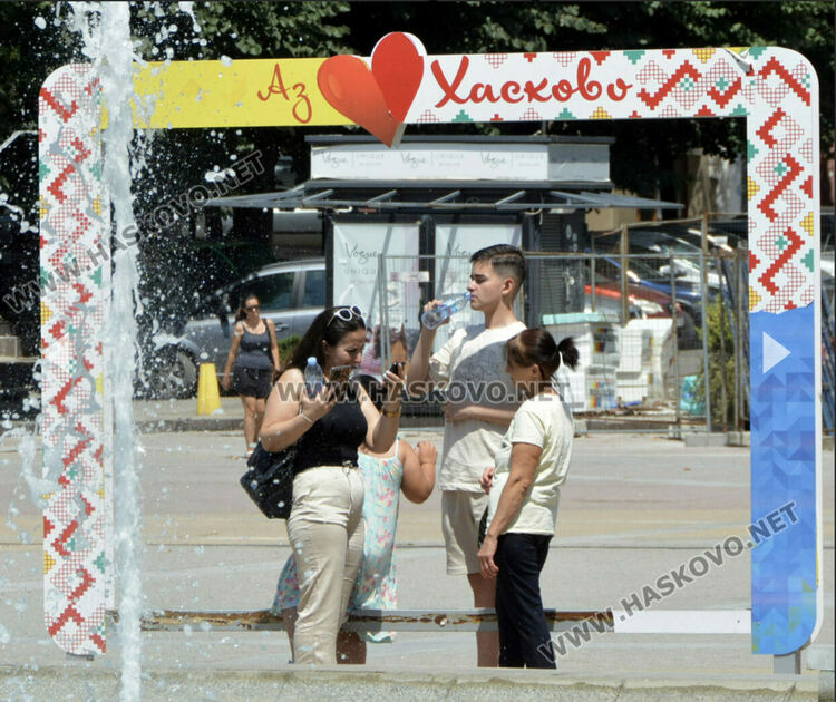 Слънчево и топло в неделя, идва още по-голяма жега