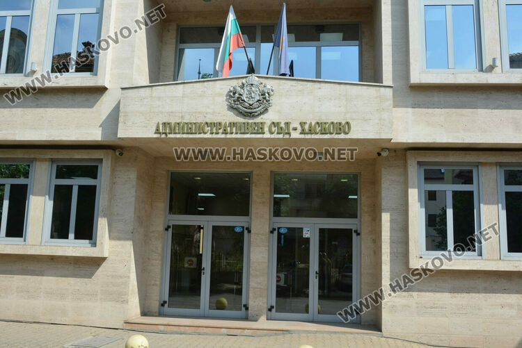 Бизнесмен съди кмета на Хасково за търга за наем на парк „Лебеда“