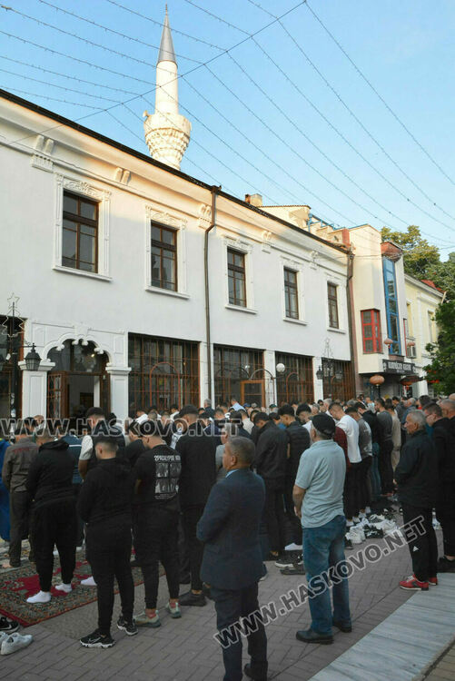 Мюсюлманите препълниха джамиите в Хасково за Курбан Байрам