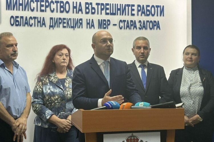 “Невиждан ужас“. Откриха десетки вързани и упоявани възрастни хора в нелегални домове