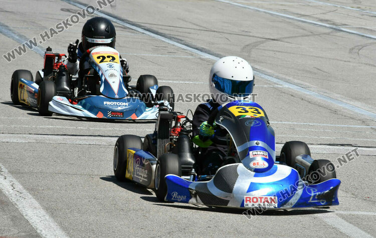 52 пилоти се включиха в 3-ия кръг на националния шампионат на картинг пистата край Хасково