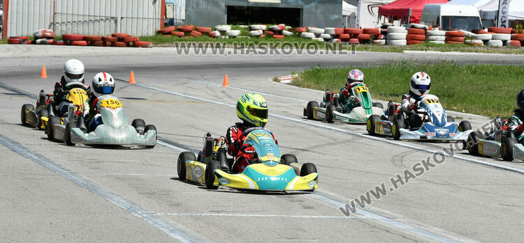 52 пилоти се включиха в 3-ия кръг на националния шампионат на картинг пистата край Хасково