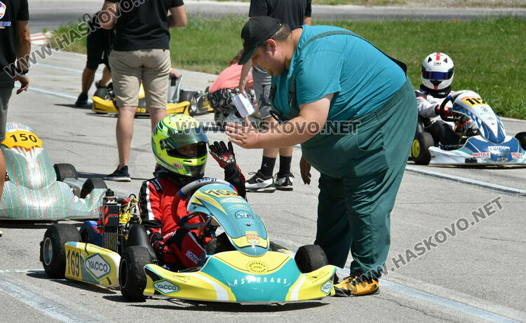 52 пилоти се включиха в 3-ия кръг на националния шампионат на картинг пистата край Хасково