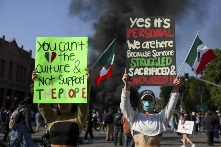 Кадър от протестите в Лос Анджелис