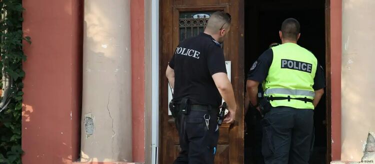 Отварянето на частни старчески домове е проспериращ бизнес, но не е известно някъде да е разследвана съмнителна смърт.