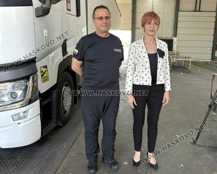 Откриха валута за близо 2.8 млн. лв. в два товарни автомобила