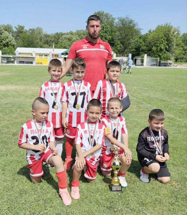 Шампионска титла и още призови места за ФК „Хасково“ от „Купа Димитровград“