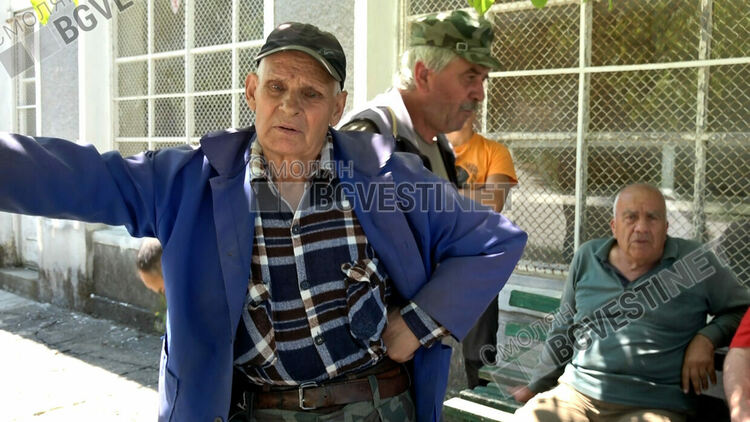 Пътят до село Турян е опасен за живота на шофьорите, твърдят хората и настояват за спешен ремонт/ ГАЛЕРИЯ/