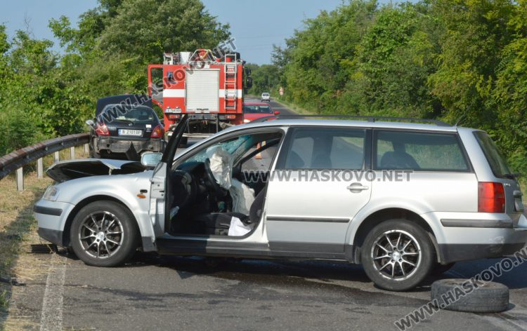 МВР: И двамата водачи имат вина за катастрофата с тримата пострадали