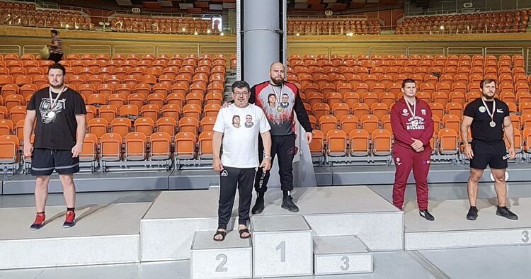 Асен Табаков спечели бронзов медал на републиканския шампионат по борба за мъже