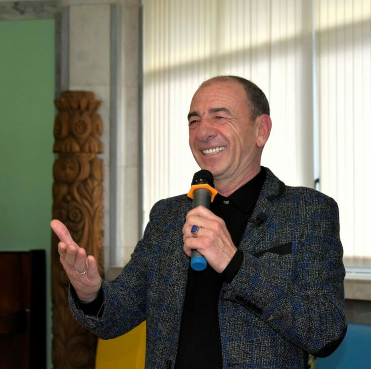 Димитър Маринов в Асеновград: Не се стремете към първото място, а към своето място