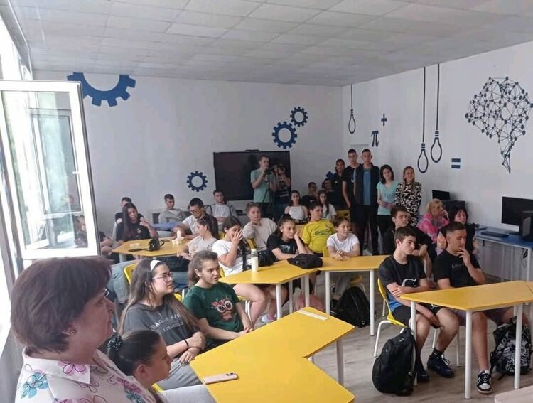 Открит урок по водна безопасност се проведе в ПГЕ „А. С. Попов“ – Девин