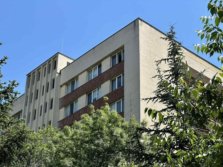 Преобразен е първият блок от Обединени ученически общежития в Хасково