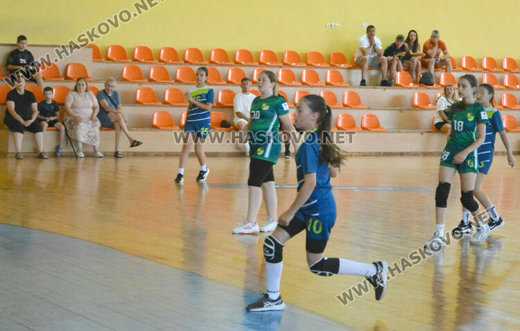 Стартира Държавният финал по хандбал за момичета до 12 години