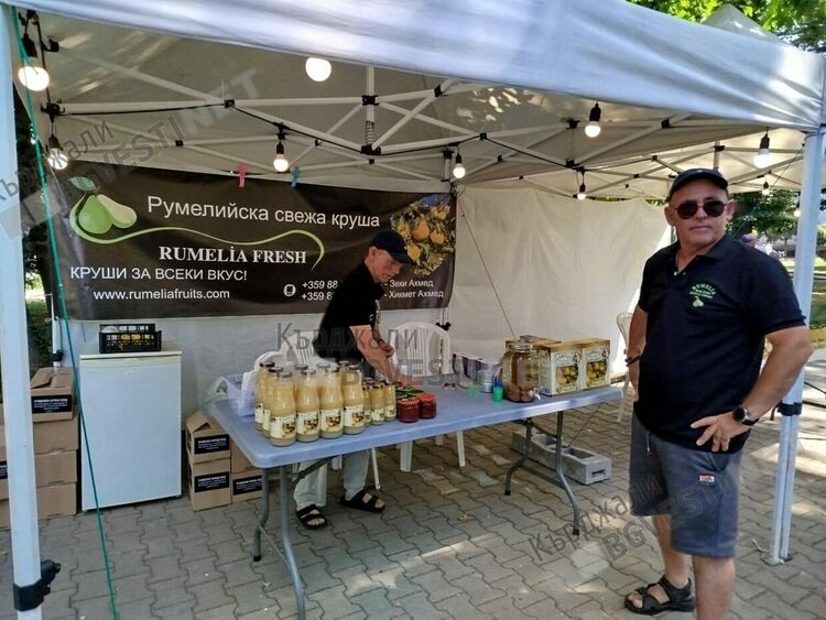 Фермерски пазар с производители от страната бе открит в Градската градина на Кърджали